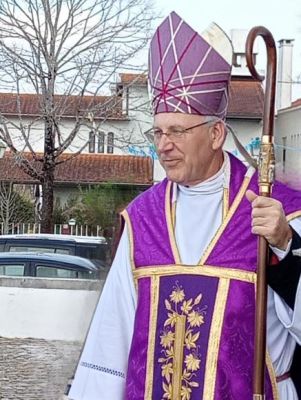 Bispo D. Virg&iacute;lio Antunes visita a Uni&atilde;o das Freguesias de Cov&otilde;es e Camarneira